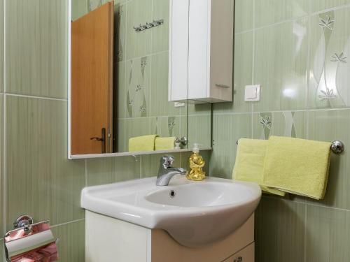 Rooms Tupina by Paulina - Comfort Double Room with Balcony and Sea View Room 1