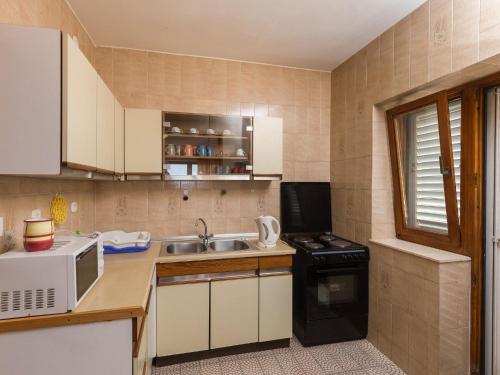 Apartments Kisic-Three Bedroom Apartment with Sea View