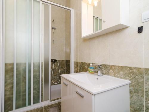 Apartments & Rooms Bari i - Studio Apartment with Balcony and City View First Floor -APT 10