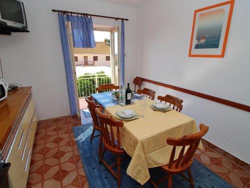 Three bedroom apartment with terrace