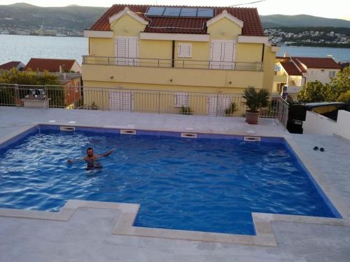 Apartments Villa Moonlight - One Bedroom Apartment with Sea View Terrace and Balcony Mia