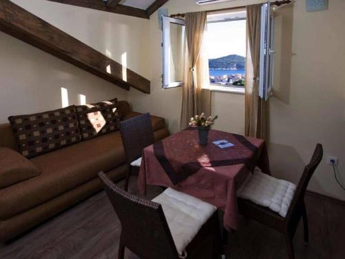 Apartment Magic - One Bedroom Apartment with Sea View