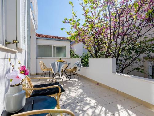 Apartment Sea Shell - Triplex Three-Bedroom Apartment with Terrace