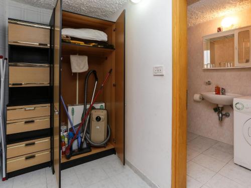 Lapad View Apartments - Duplex Economy Two Bedroom Apartment with Terrace