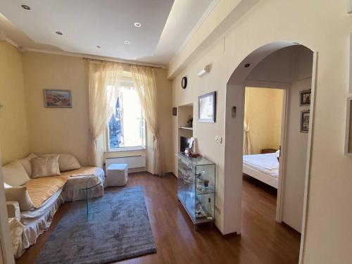 Apartment Tomasovi Old Town - One-Bedroom Apartment