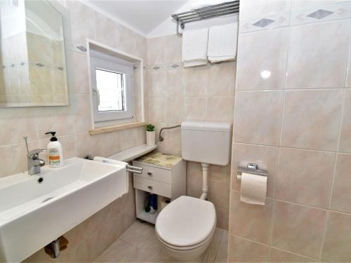 2 bedroom apartment with garden