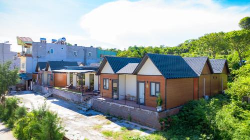 an overhead view of a row of houses with roofs at Antus Homestay in Quang Ninh