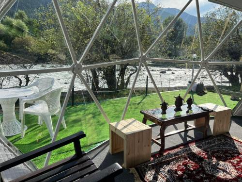 Příroda nedaleko luxury tent