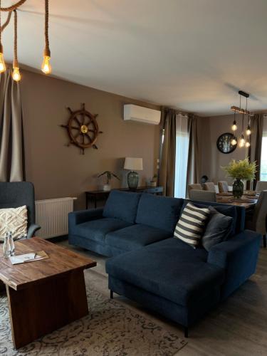 Χώρος καθιστικού στο LTS RENT Luxury & Comfortable PREMIUM Villa