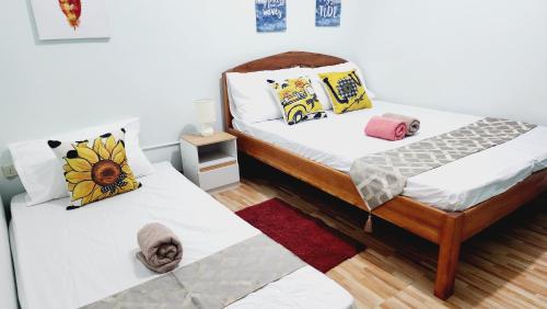 Postel nebo postele na pokoji v ubytování Demit Apartment -2br near airport- 4