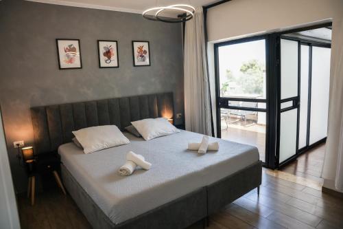 Postel nebo postele na pokoji v ubytování צימר אדל - Zimmer Adel