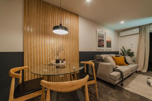 Гостиная зона в The Perfect City Nook - Designers Delight
