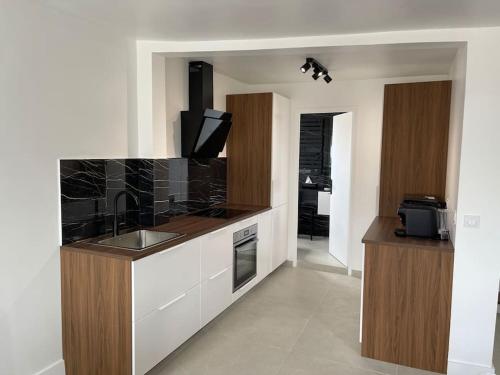 Photo de la galerie de l'établissement Bel appartement centre village, à Crespières