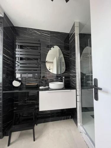 Photo de la galerie de l'établissement Bel appartement centre village, à Crespières