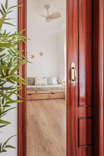 Pure Seville elegance and confort