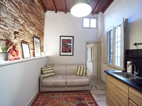 Dante, apartment in the historic center