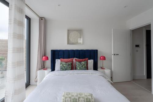 Ένα ή περισσότερα κρεβάτια σε δωμάτιο στο Luxury Cosy Central Suite