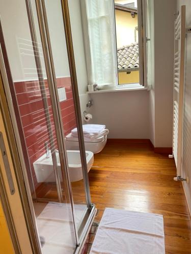 Kúpeľňa v ubytovaní Casa Lari Stresa