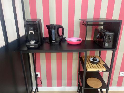 Kemudahan buat kopi dan teh di Le grand Castel