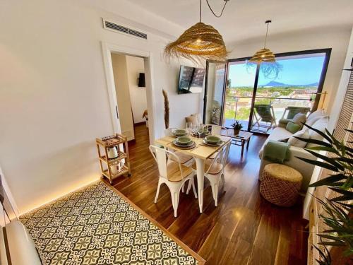 AP8 XimoApartments Ático Exclusivo con Parking