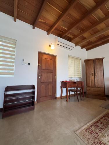 Posezení v ubytování Colonial Residence Kandy