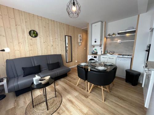 Una cocina o cocineta en Allium, Appt entièrement rénové avec parking
