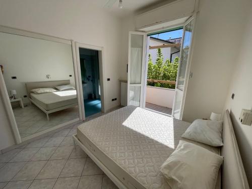 Foto dalla galleria di Cervia - Camera Matrimoniale - Bagno in Suite a Cervia
