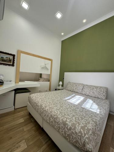 Postel nebo postele na pokoji v ubytování Solimena House 44