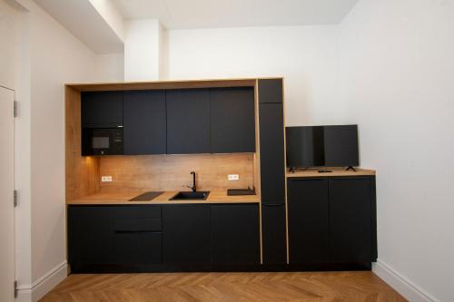 Pries Homes - Center Beach photo 37