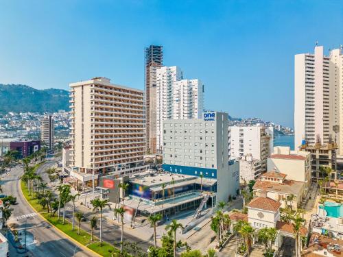 Nespecifikovaný výhled na destinaci Acapulco nebo výhled na město při pohledu z hotelu