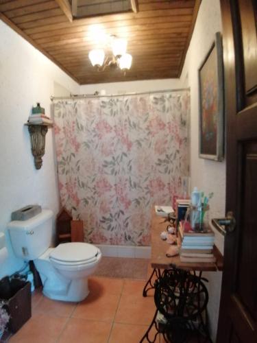 Ένα μπάνιο στο La casa del abuelo