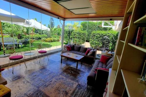Cozy apart in Byblos with garden