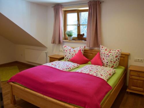 Voodi või voodid majutusasutuse Holiday apartment at Gallus Denneberg toas