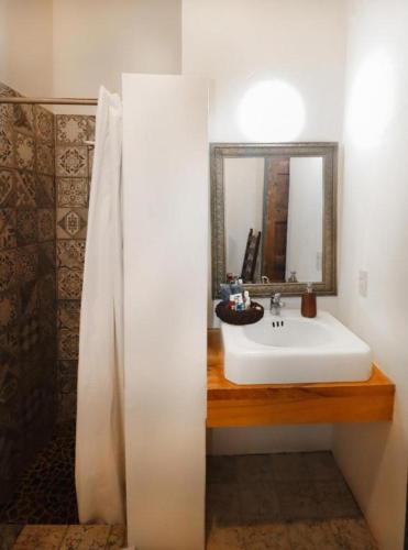 Hotel Boutique Mesón de la Abundanciaにあるバスルーム