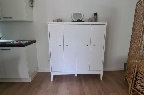 Η κουζίνα ή μικρή κουζίνα στο Ferienwohnung bei Lübeck