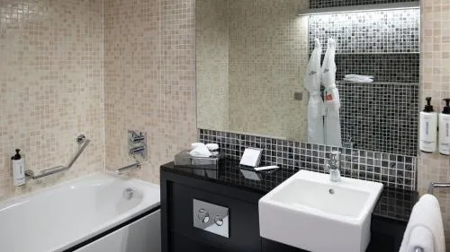 Crowne Plaza Birmingham City by IHG photo 52