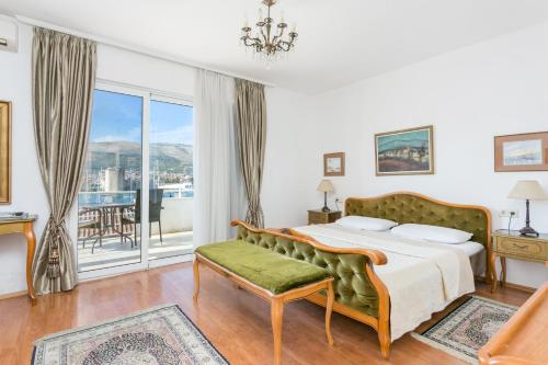 Apartments by the sea Trogir - 21995