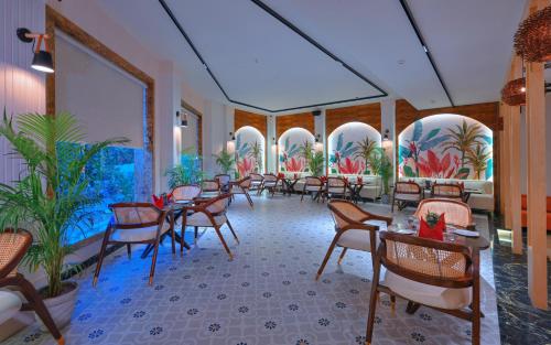 Photo de la galerie de l'établissement Hotel Sun Ring, à Tājganj