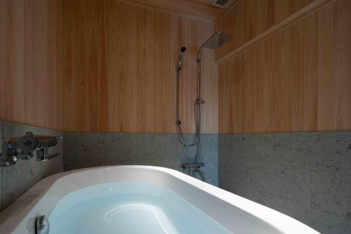 KUTSUROGI SAUNA and STAY