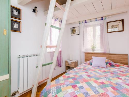 Art House Zanze- Two Bedroom Apartment with City View