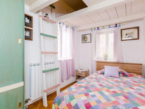 Art House Zanze- Two Bedroom Apartment with City View