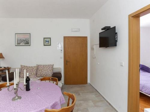 Apartments Sisic - One Bedroom Apartment with Terrace