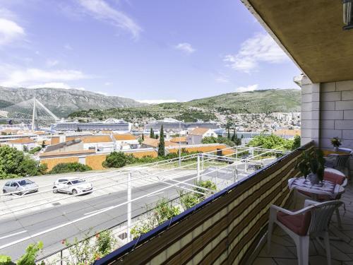 Guest House Bridge View - Studio with Balcony and Sea View