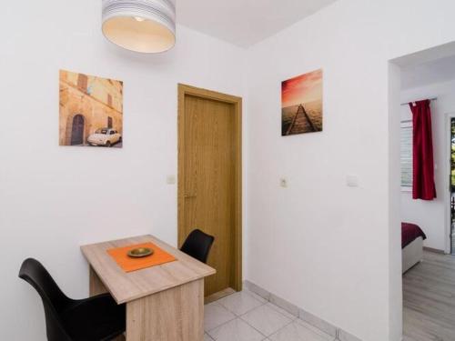 Apartments Ammos - One Bedroom Apartment with Shared Terrace and Sea View Mali