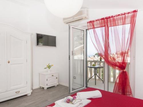 Apartments Villa Angela - One Bedroom Apartment with Terrace and Sea View Erika