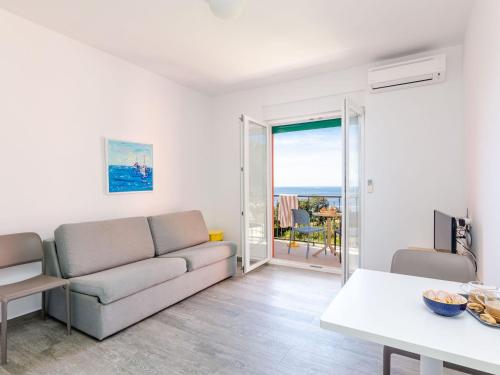 Apartments Villa Lukas - ''No 1'' One-Bedroom Apartment with Balcony and Sea View