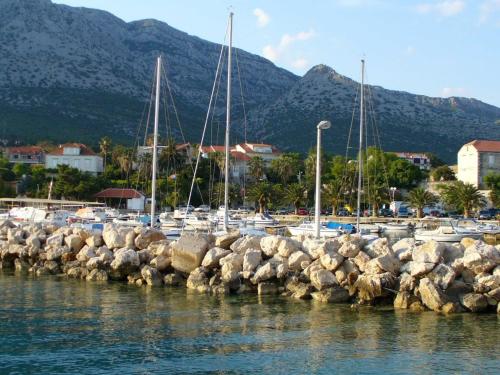 Apartments Trstenica-Two Bedroom Apartment with Balcony E