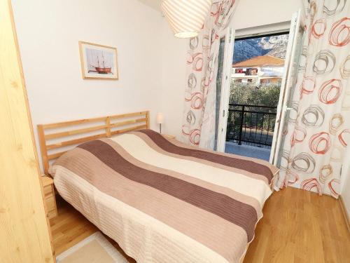 Apartments Trstenica-Two Bedroom Apartment with Balcony E