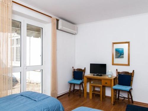 Plavi Zal Apartment - One Bedroom Apartment with Two Terraces