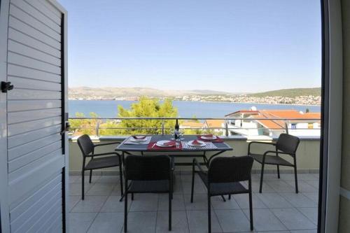 Apartments Villa Moonlight - Two Bedroom Apartment with Sea View Balcony and Terrace Delux
